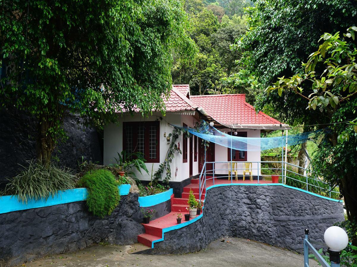 Oyo 10262 Hotel Munnar Rock Exterior photo