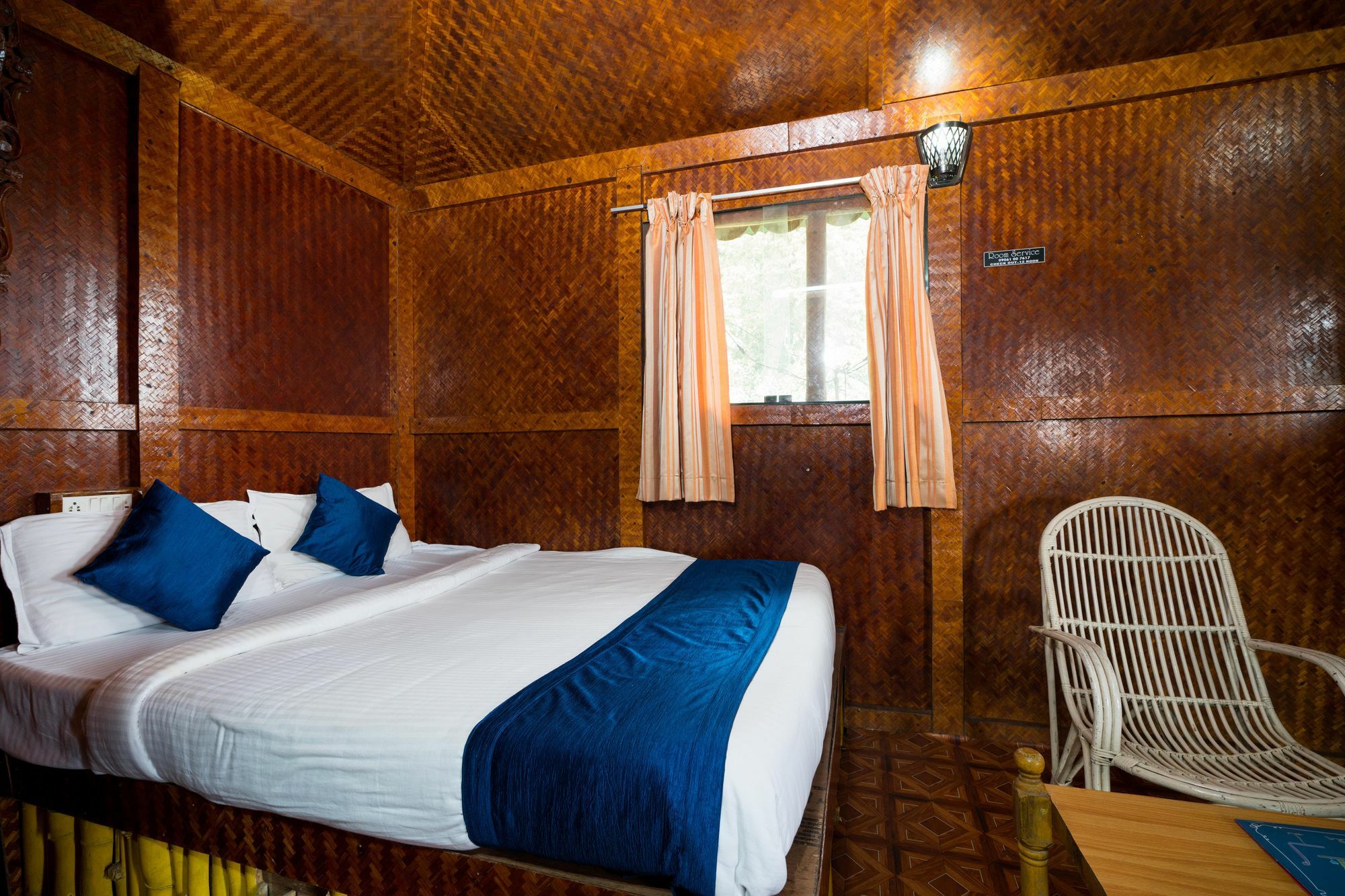 Oyo 10262 Hotel Munnar Rock Exterior photo